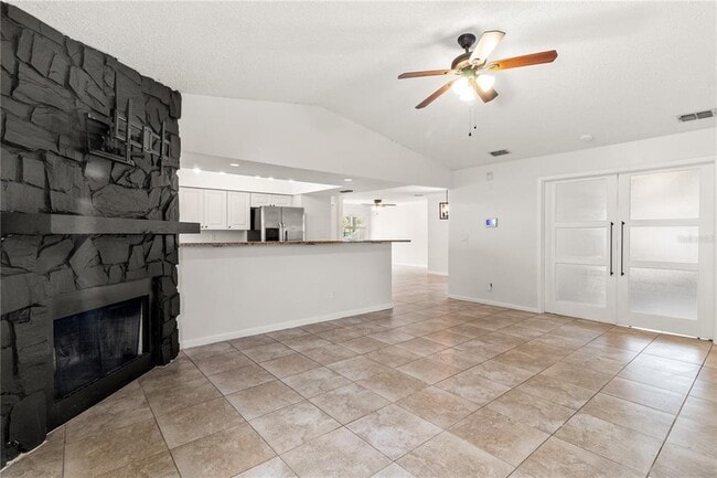 Building Photo - 7021 Blossom Ave