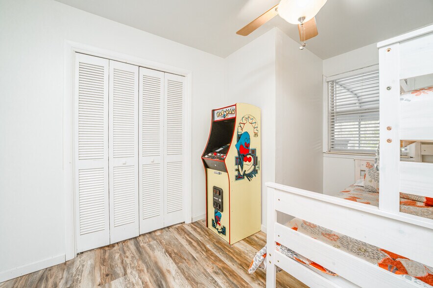 Building Photo - 1748 Paulas Huskey Cir