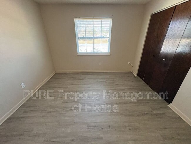Building Photo - 2040 SE 40th Street Rd