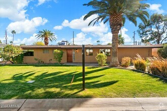 Building Photo - 4425 E Calle Allegre