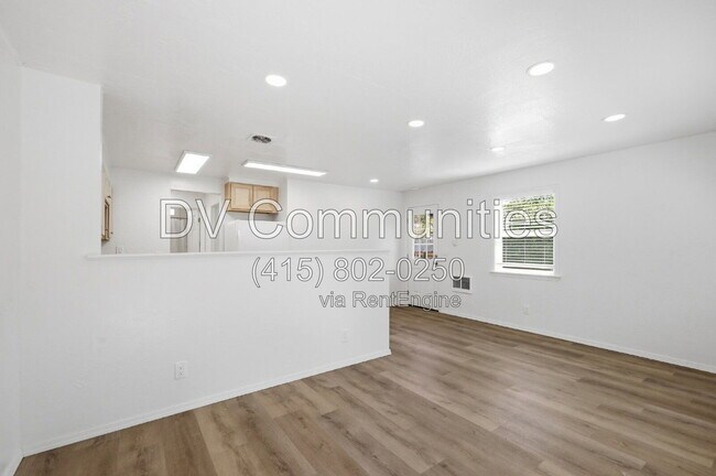 Building Photo - 47803 Harris St