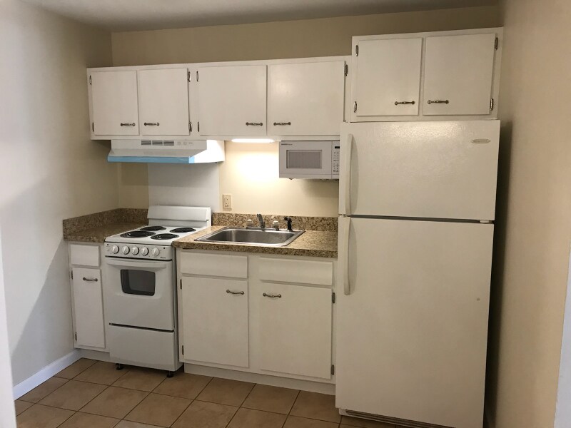 Building Photo - 424 Aylesford Pl