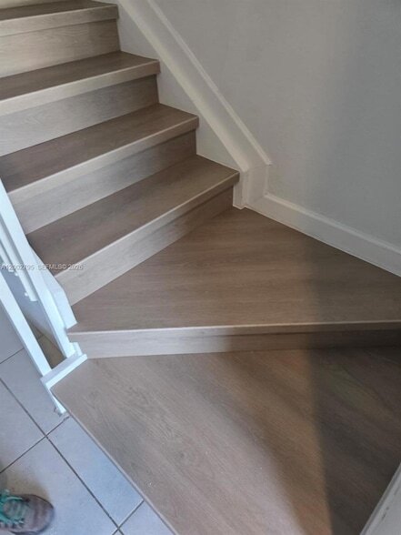 Building Photo - 1844 SE 27th Rd