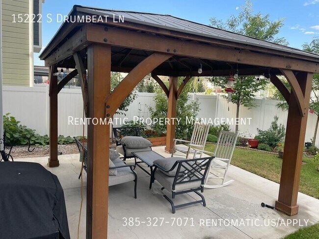 Building Photo - 15222 Drumbeat Ln