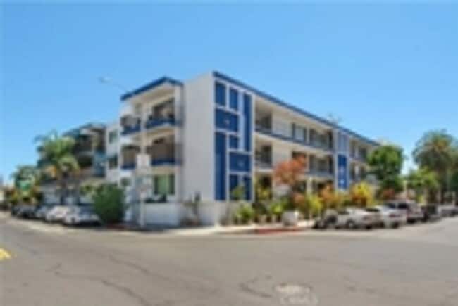 Building Photo - Spacious 1 Bedroom | 1 Bath – Long Beach