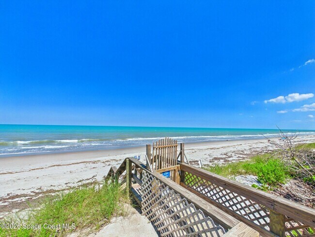 Building Photo - 1125 Jimmy Buffett Mem Hwy
