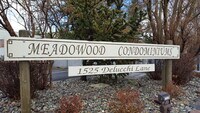 Building Photo - VERY NICE 2 BED/1 BATH 2ND FLOOR CONDO - N...