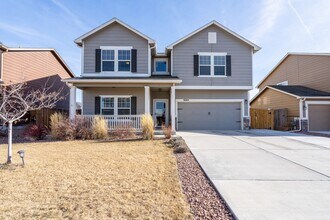 Building Photo - 3684 Saguaro Cir