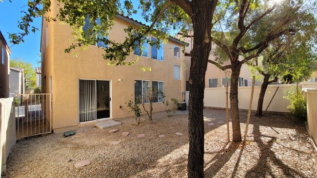 Building Photo - 9444 Grandview Spring Ave