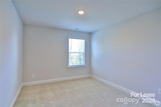 Building Photo - 13105 Settlers Trail Ct