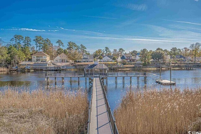 Building Photo - 628 Waterway Village Blvd