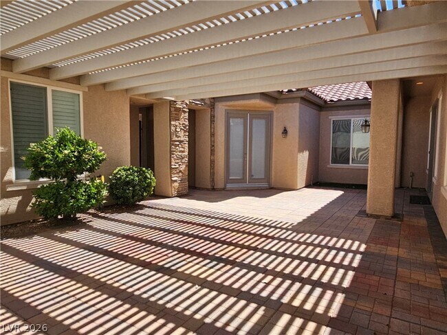 Building Photo - 2139 Twin Falls Dr