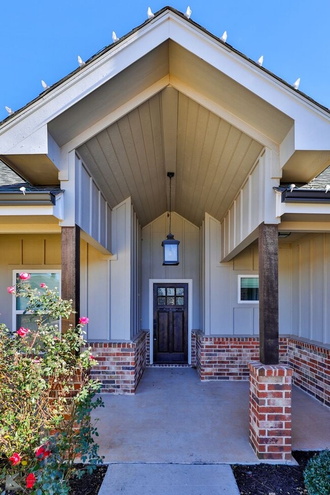 Building Photo - Wylie West! 4 bed, 2 bath, 2 car garage