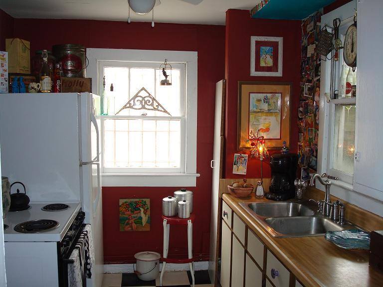 Building Photo - 1566 Dauphin St