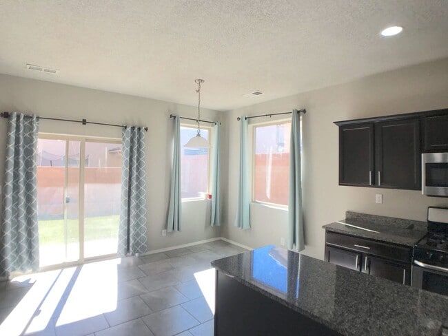 Building Photo - Beautiful 3-Bedroom Home in Tierra Oeste – Modern Comfort in NW Albuquerque