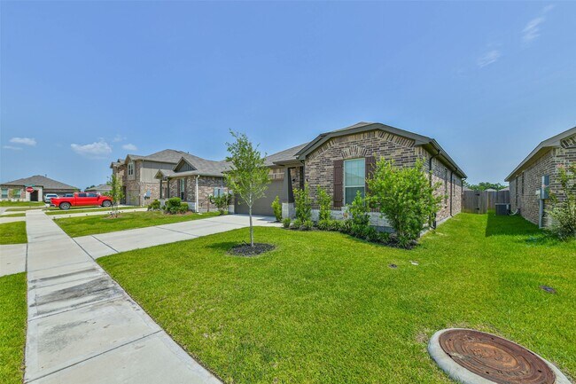 Building Photo - 339 Friesian Ct