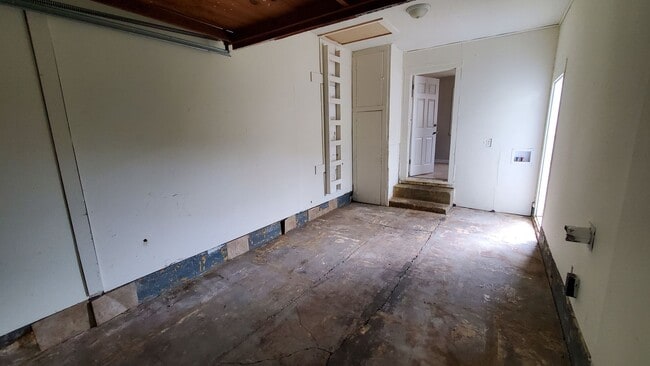 Building Photo - 3804 NE 15th Ave