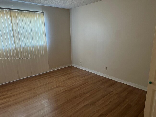 Building Photo - 4519 Treehouse Ln