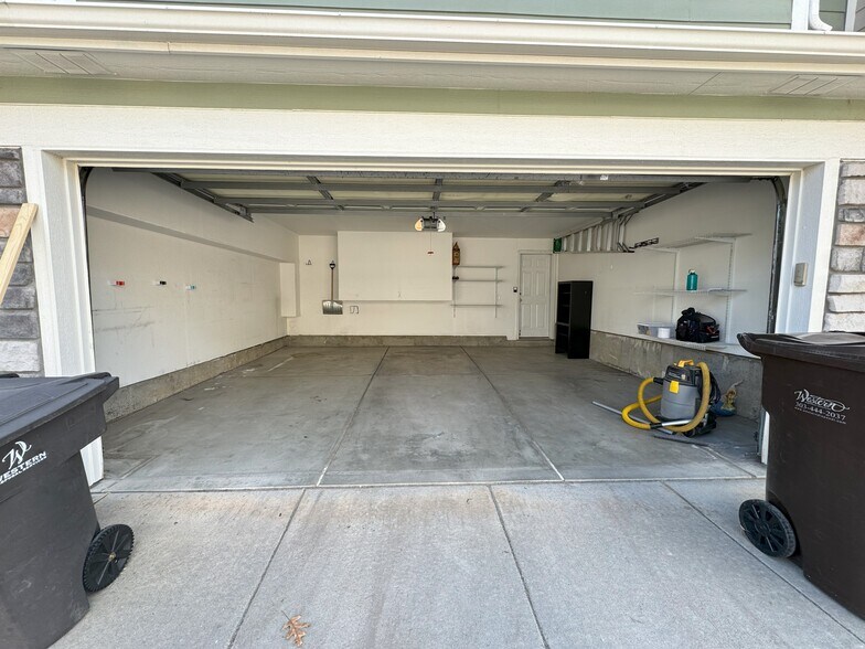 Garage - 14239 Pikeminnow Pl