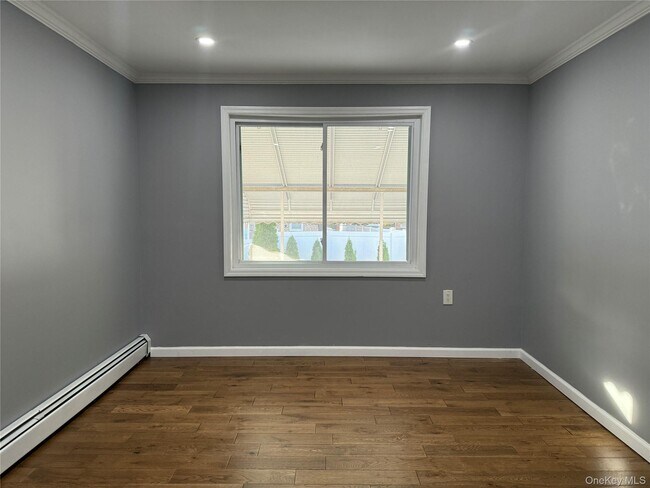 Building Photo - 114-60 226th St