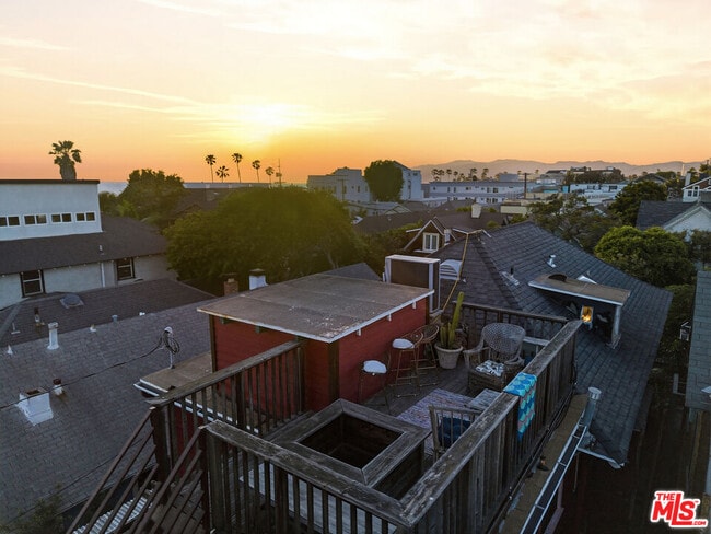 Building Photo - 34 Park Ave