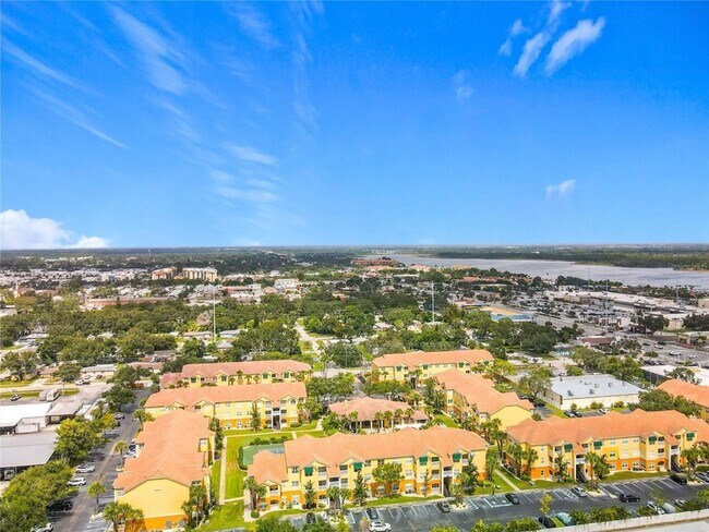 Building Photo - 10764 70th Ave