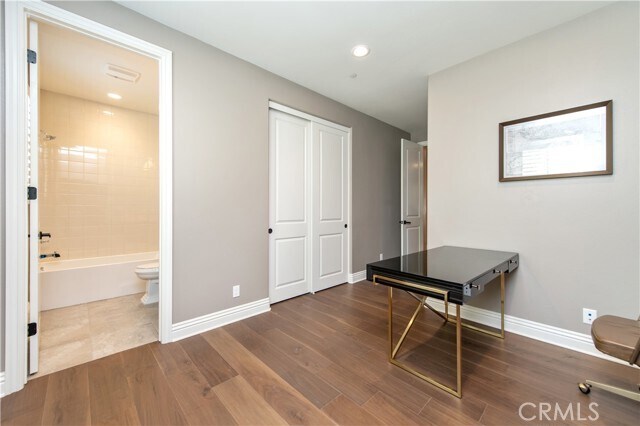 Building Photo - 56 Dunmore