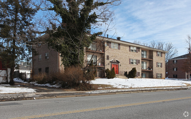 Primary Photo - Oakfield North Apartments