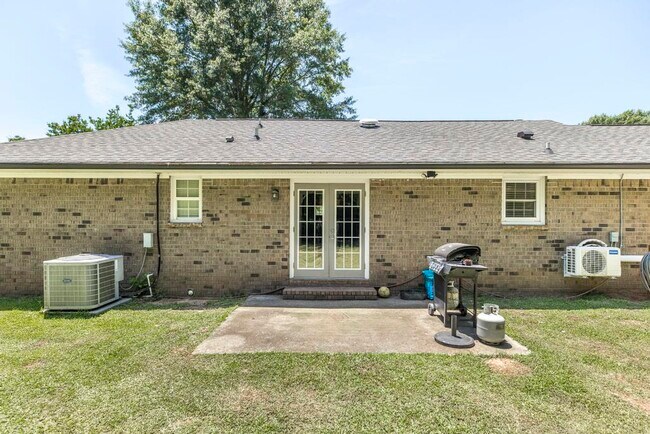 Building Photo - 4202 Cyndy Jo Cir