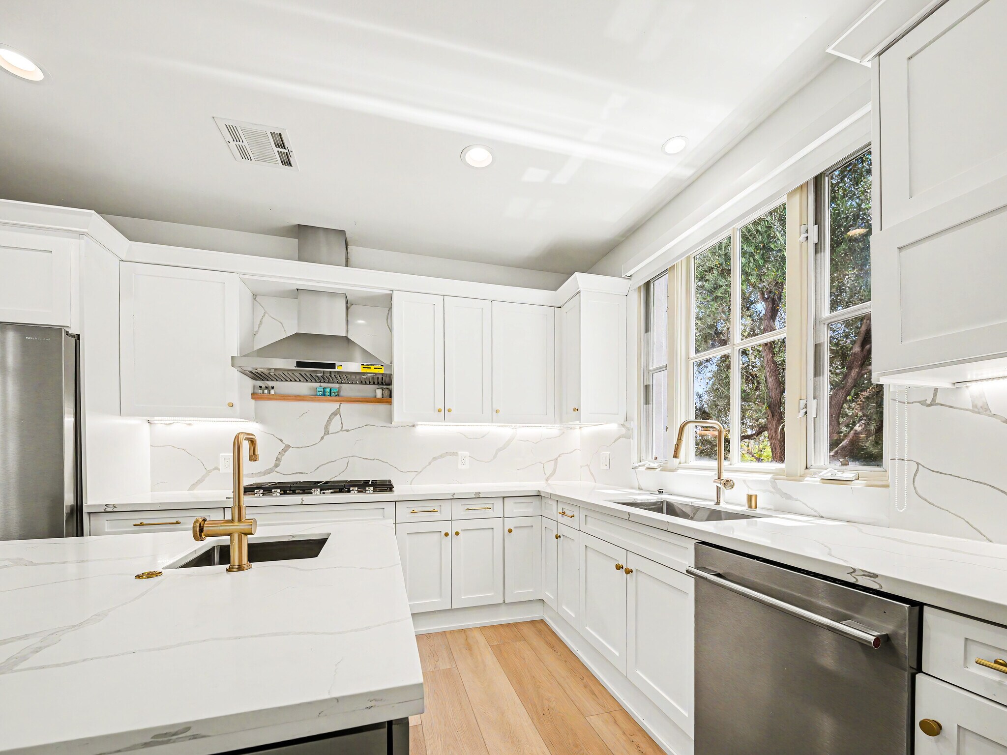 Building Photo - 3907 Peartree Pl