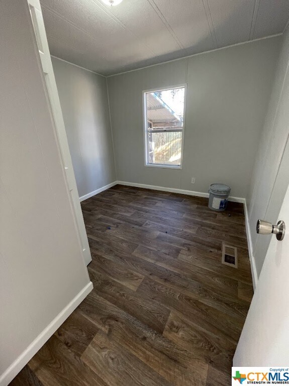 Building Photo - 1547 Ridge Wind
