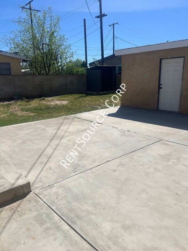 Building Photo - 45545 Fig Ave