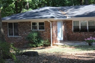 Building Photo - 333-335 Hillcrest