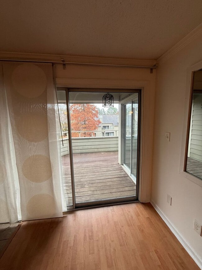 Building Photo - Beautiful South Charlotte Condo For Rent