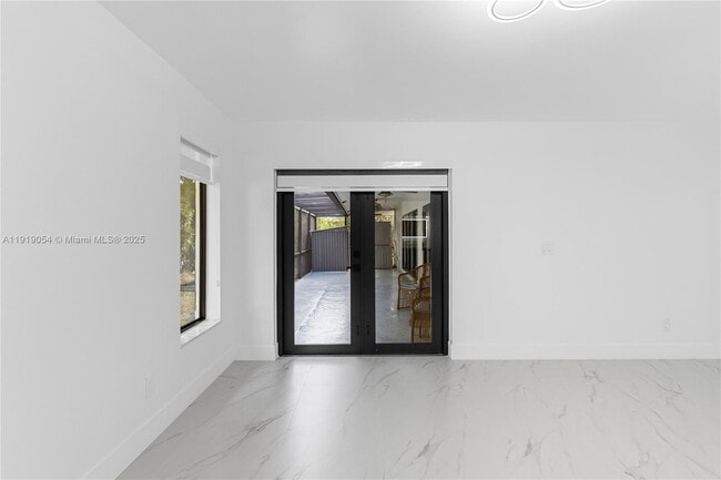 Building Photo - 2149 NW 85th Ln