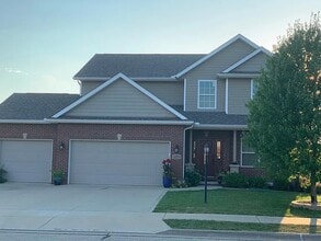 Building Photo - 6727 N White Fir Dr