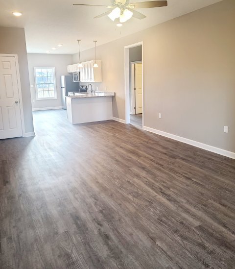 Building Photo - 258 Spring Creek Ave