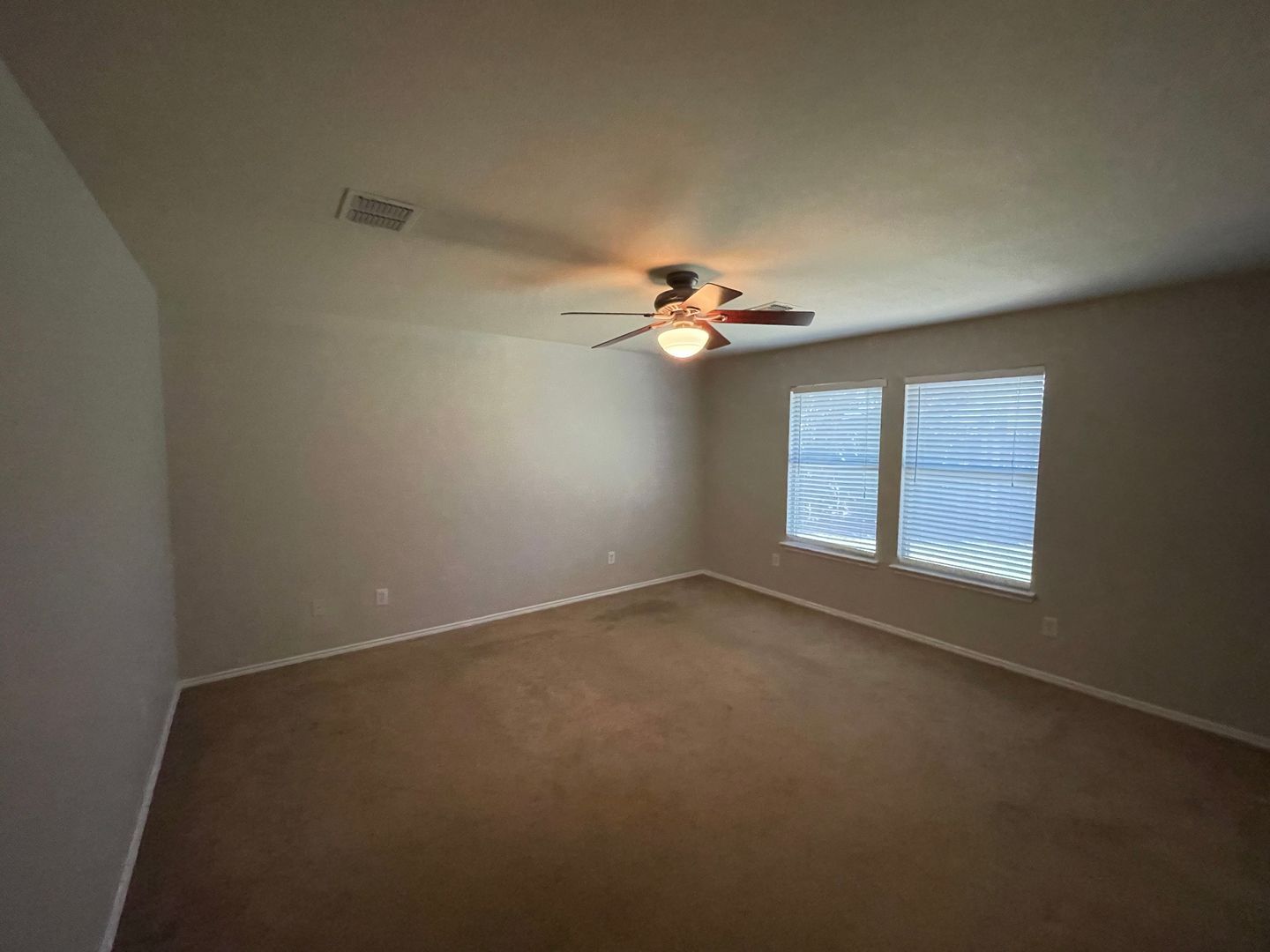 Building Photo - 2233 Southway
