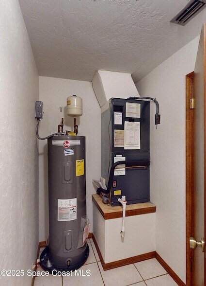 Building Photo - 9017 Manchester Ln