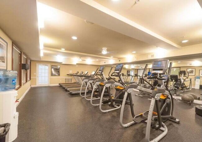 Building Photo - 501 Hungerford Dr