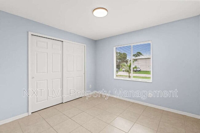 Building Photo - 8402 Matanzas Rd