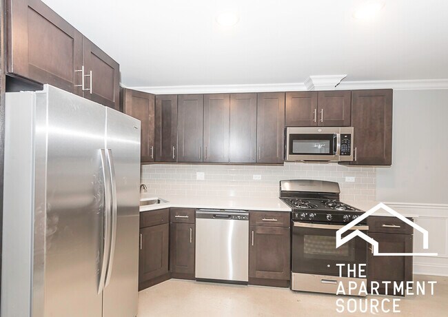 Building Photo - 4117 S Michigan Ave