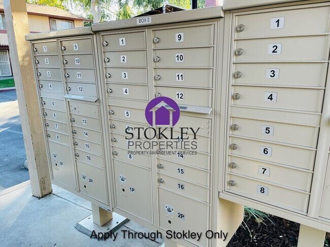 Building Photo - Stokley Properties Welcomes 1534 Parkwood ...