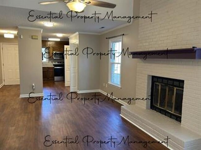 Building Photo - 1201 Liberty Dr