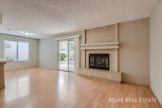 Building Photo - 2317 Jasmine Garden Dr