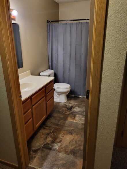 Building Photo - 3043 18th St S