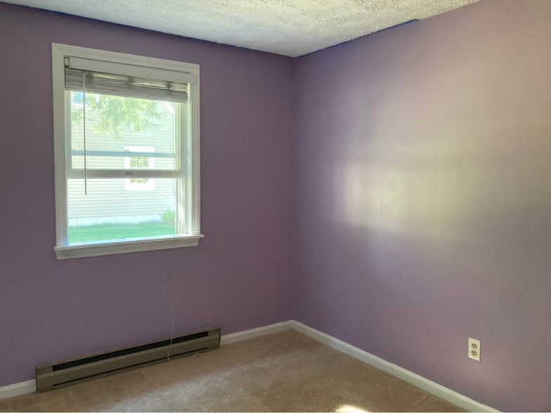 Building Photo - 11 Ivanhoe Dr