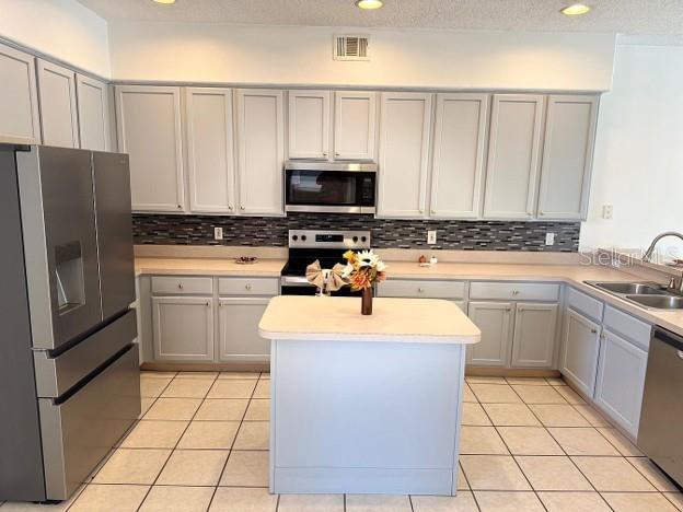 Building Photo - 2205 Wintermere Pointe Dr