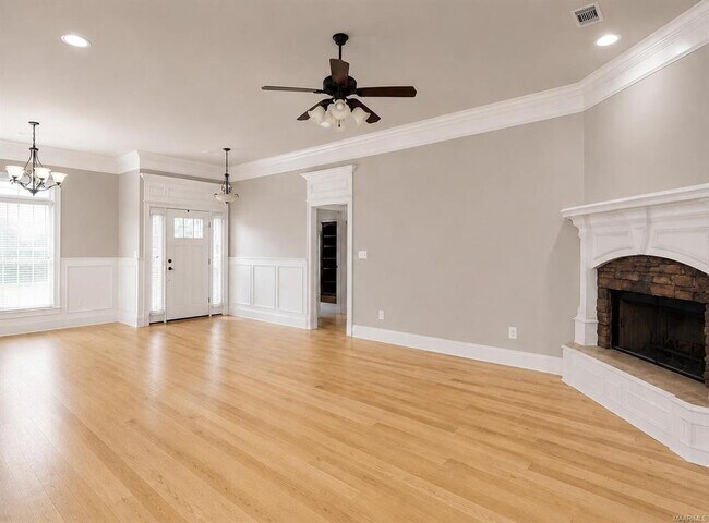 Building Photo - 509 Southern Hills Dr