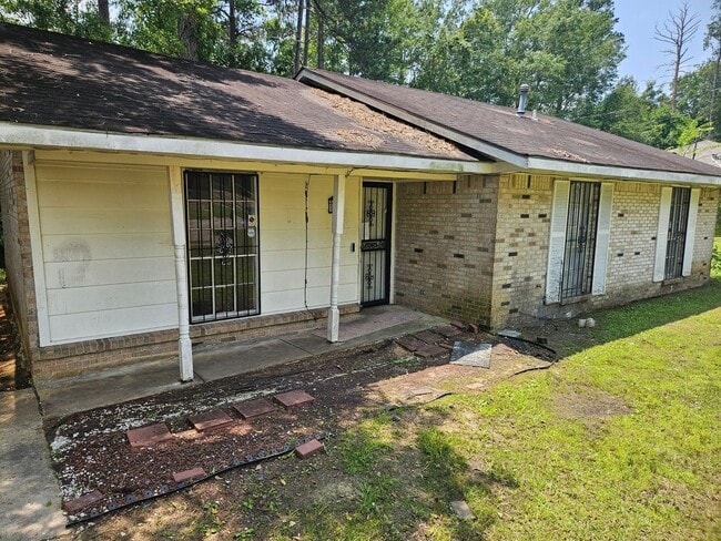 Building Photo - 5101 Levenson Rd